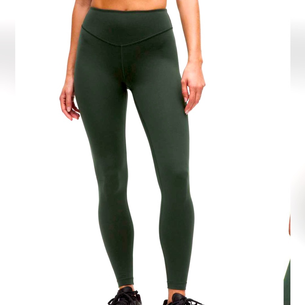 Lululemon Wunder Under Smoothcover HR Tight 28” Size 8. Blackened Pine